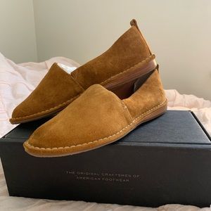 Frye Helena Flats Size 7.5 NWB